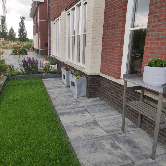 Patio Square 60x60x4 Nero/Grey